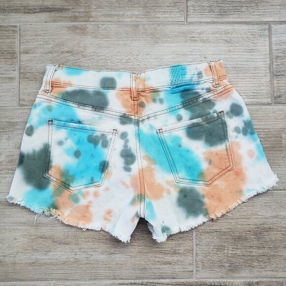 NWT Revice Women’s Denim Buttonfly Hollywood Shorts in Making Dreams Tie Dye 27 - Picture 3 of 8